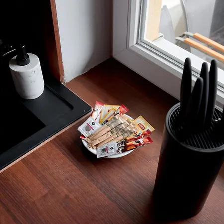 Komedy Deluxe Apartman *